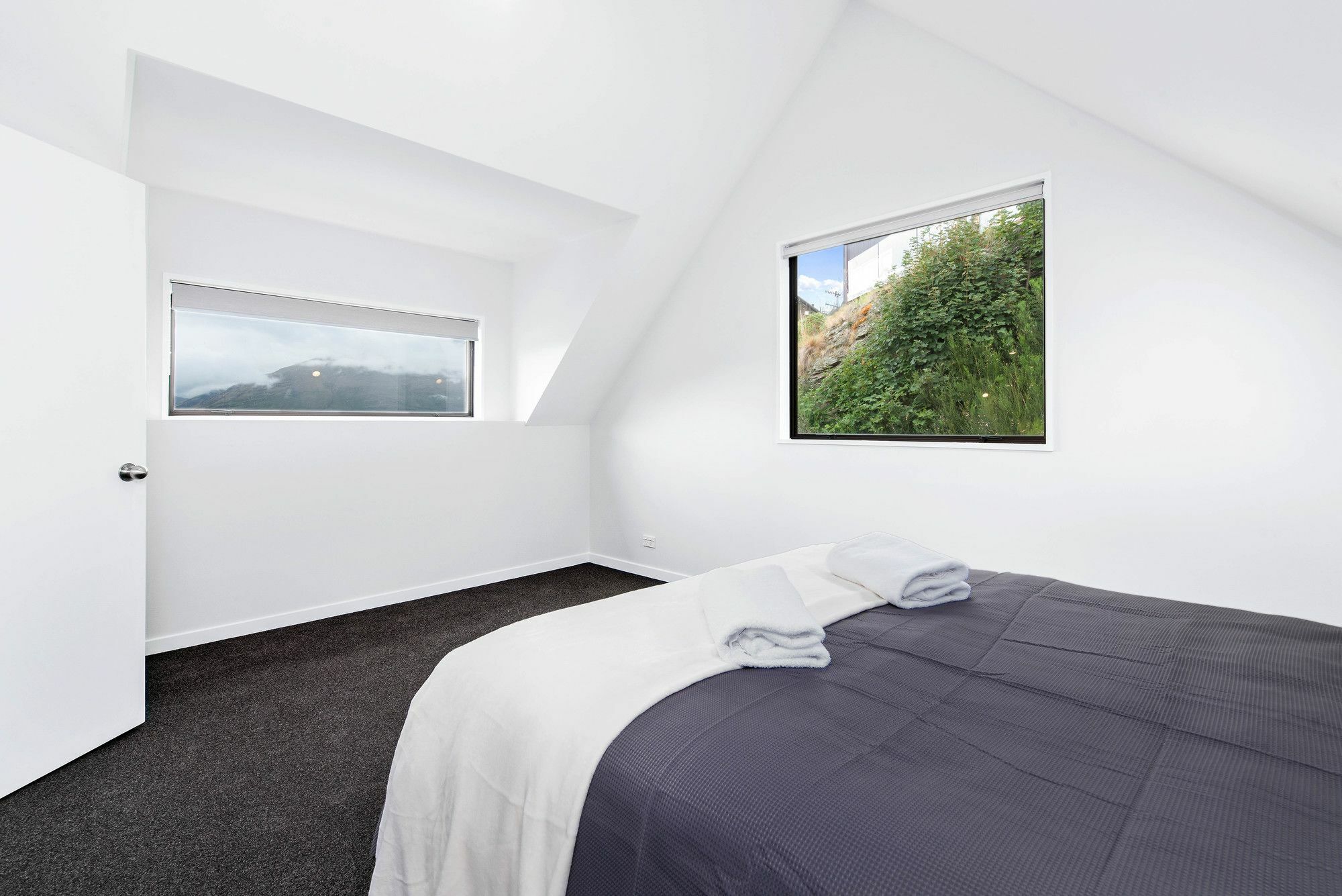 Picturesque Views At Woodlands Close Queenstown Exterior foto